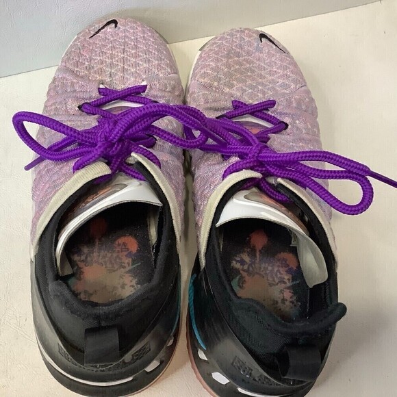 Nike LeBron 18 XVIII Purple Basketball Shoes Youth Size 6 - Picture 6 of 9